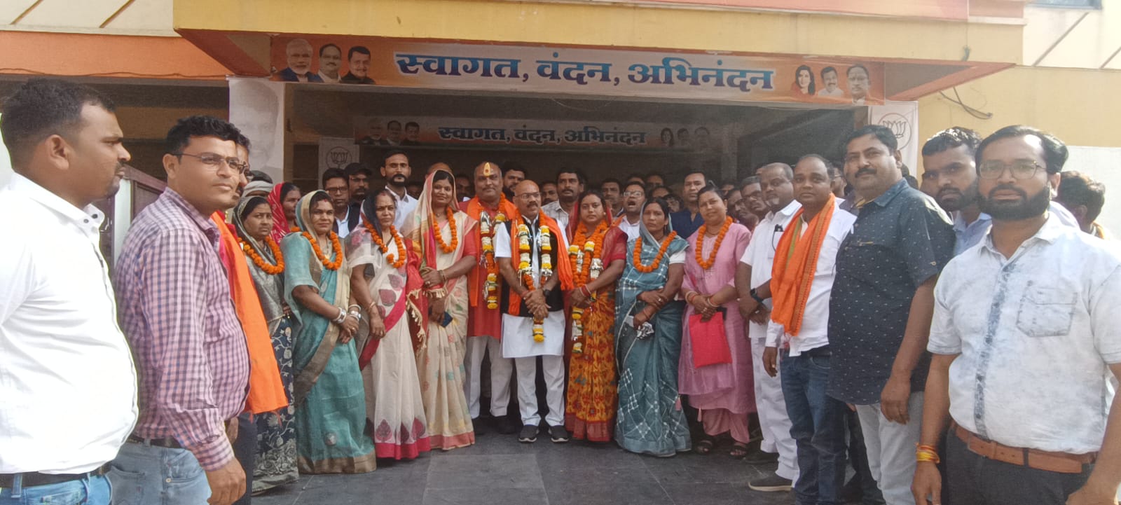 पंच से लेकर पार्लियामेंट तक का