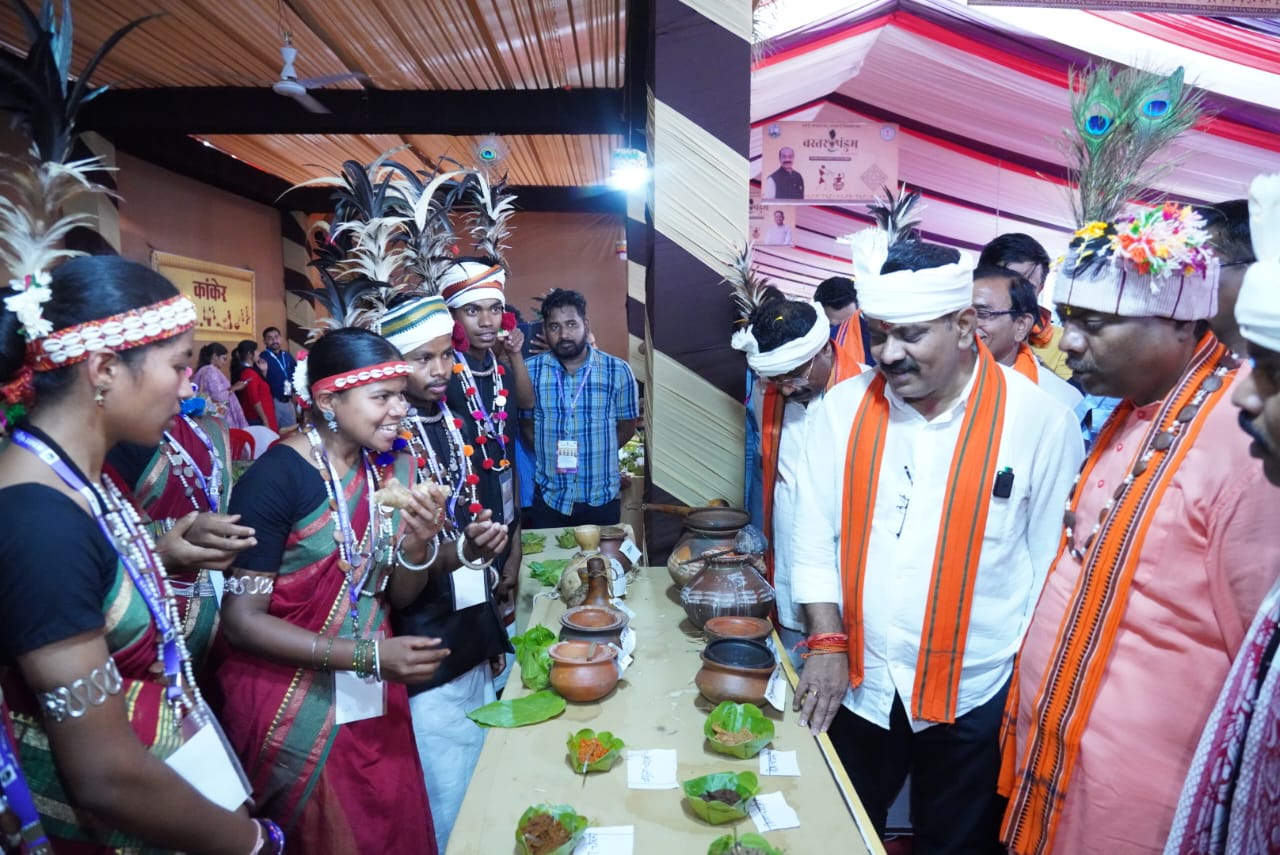 उप मुख्यमंत्री और वनमंत्री