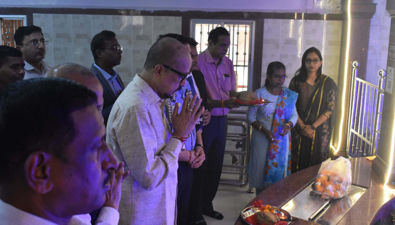 राज्यपाल श्री रमेन डेका