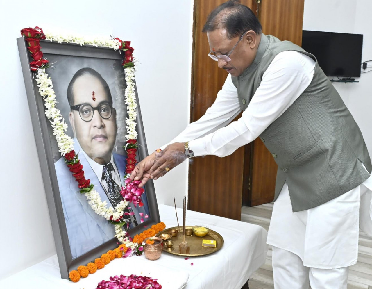 बाबा साहेब का जीवन