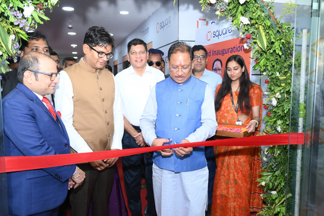 मुख्यमंत्री ने स्क्वायर बिजनेस