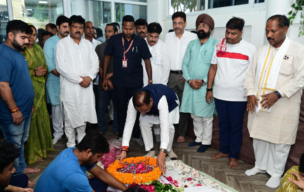 मुख्यमंत्री श्री साय ने स्वर्गीय