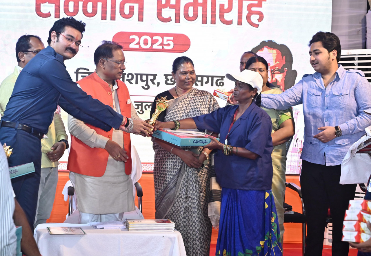 मुख्यमंत्री श्री साय ने स्वच्छता