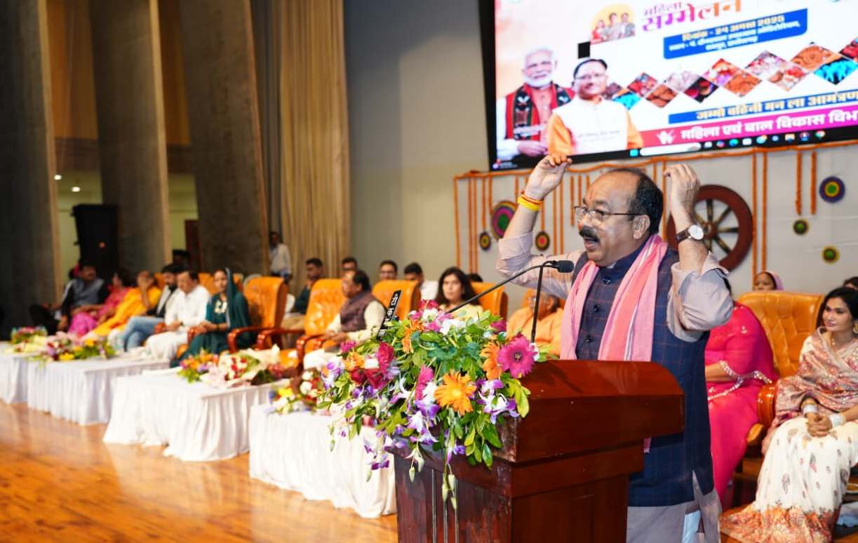 मुख्यमंत्री के नेतृत्व में नारी शक्ति के मान, सम्मान और गौरव को बढ़ावा मिल रहा है :  अरुण साव