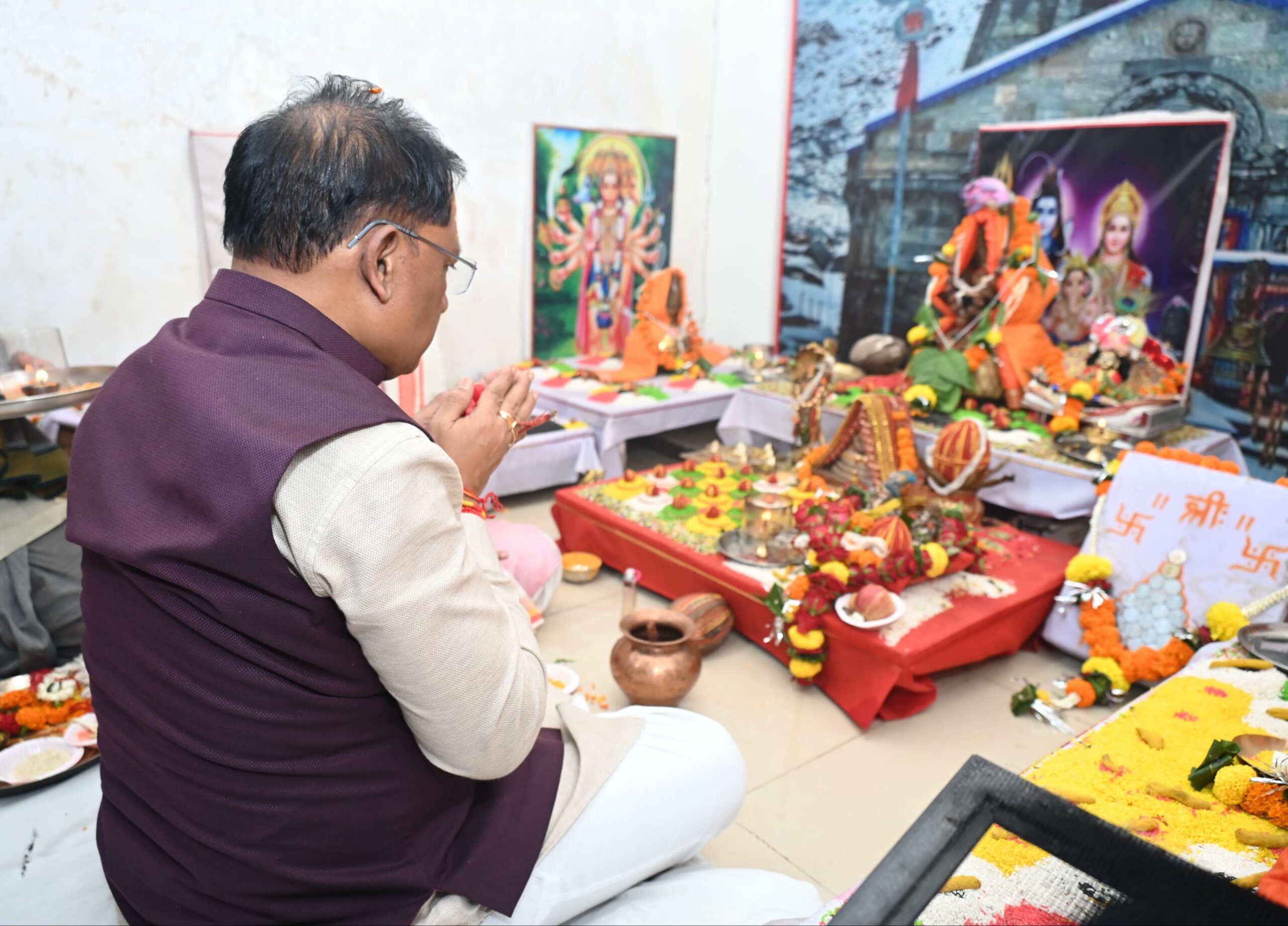 मुख्यमंत्री श्री साय रूद्र महाभिषेक में हुए शामिल : प्रदेशवासियों की सुख-शांति और समृद्धि के लिए की प्रार्थना