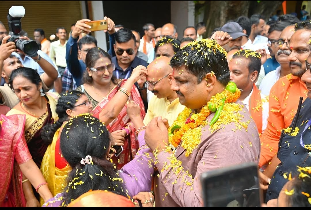 भाजपा के कार्यकर्ताओं और मेरे बीच कोई दीवार नहीं रहेगी उनके सुख-दुख में मैं सदैव साथ रहूंगा – कैबिनेट मंत्री गजेंद्र यादव