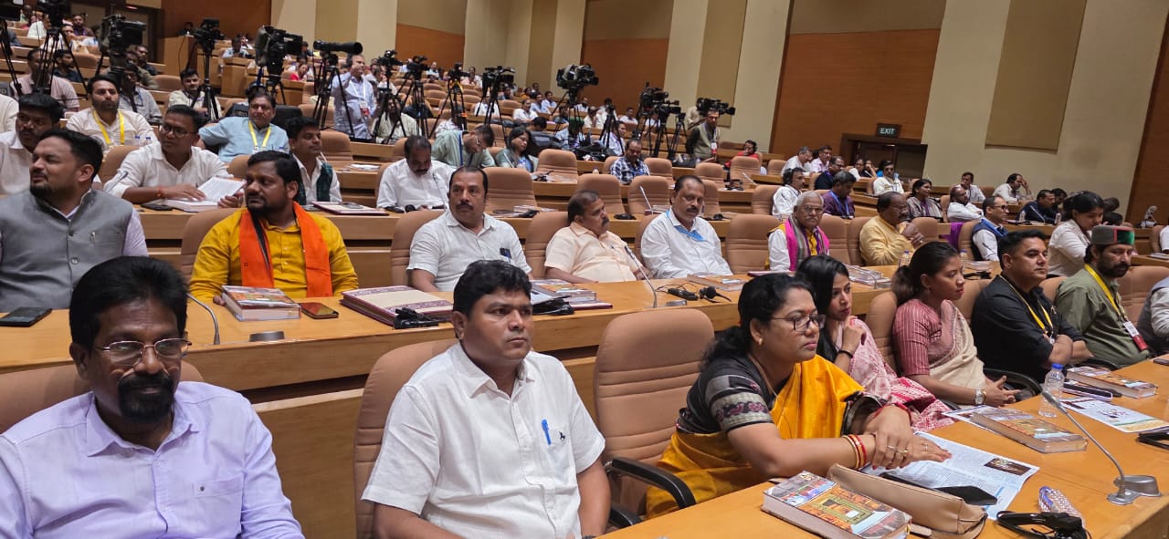 विधायक डोमनलाल कोर्सेवाड़ा अनुसूचित जाति एवं अनुसूचित जनजाति के राष्ट्रीय सम्मेलन में शामिल हुए