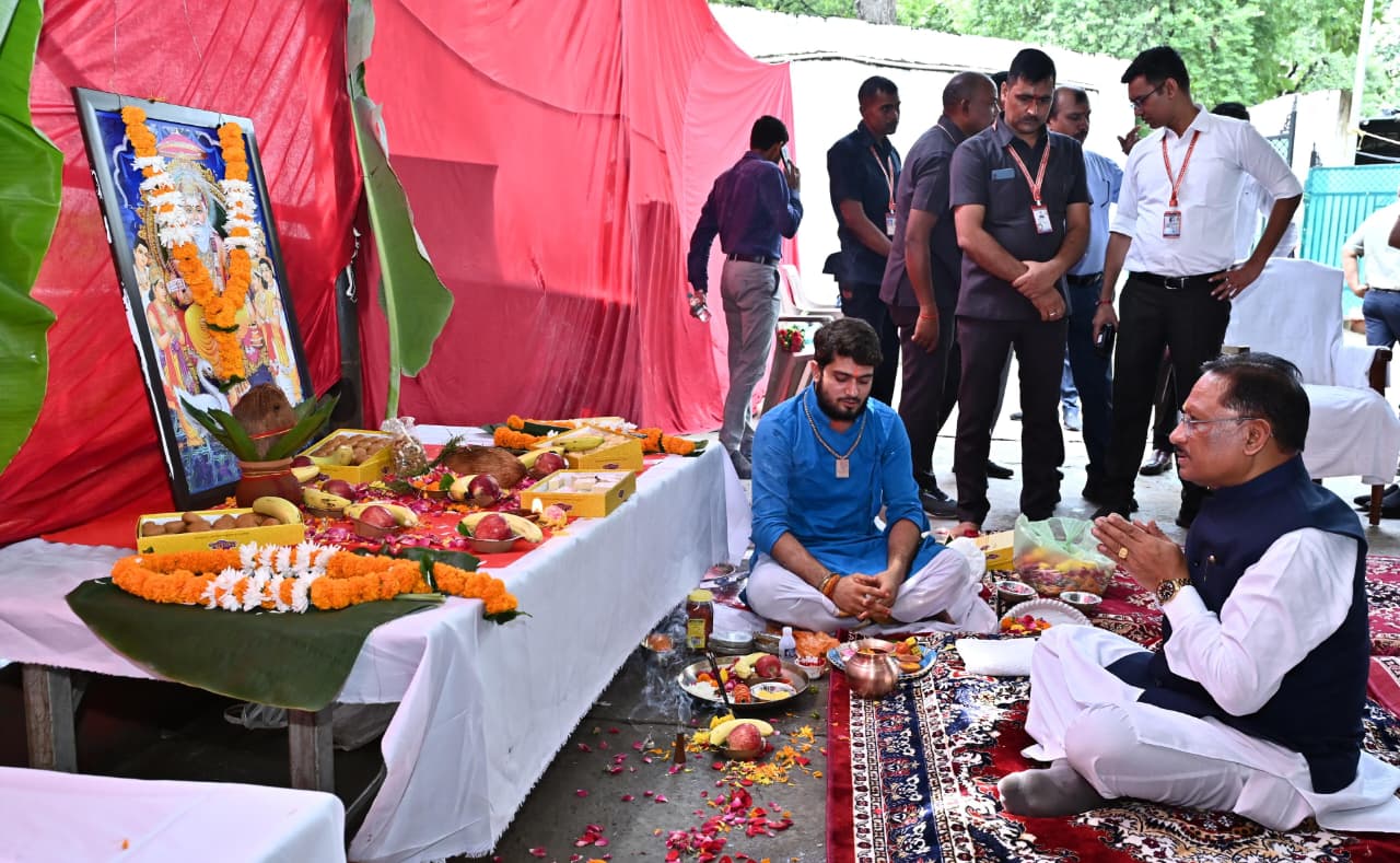 श्रम की सार्थकता और सृजन की भावना को समाज में प्रतिष्ठित करने का श्रेय भगवान विश्वकर्मा को – मुख्यमंत्री