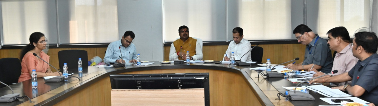 हाईस्कूल और हायर सेकेण्डरी के परिणाम सुधार के लिए ठोस प्रयास करें : शिक्षा मंत्री गजेन्द्र यादव