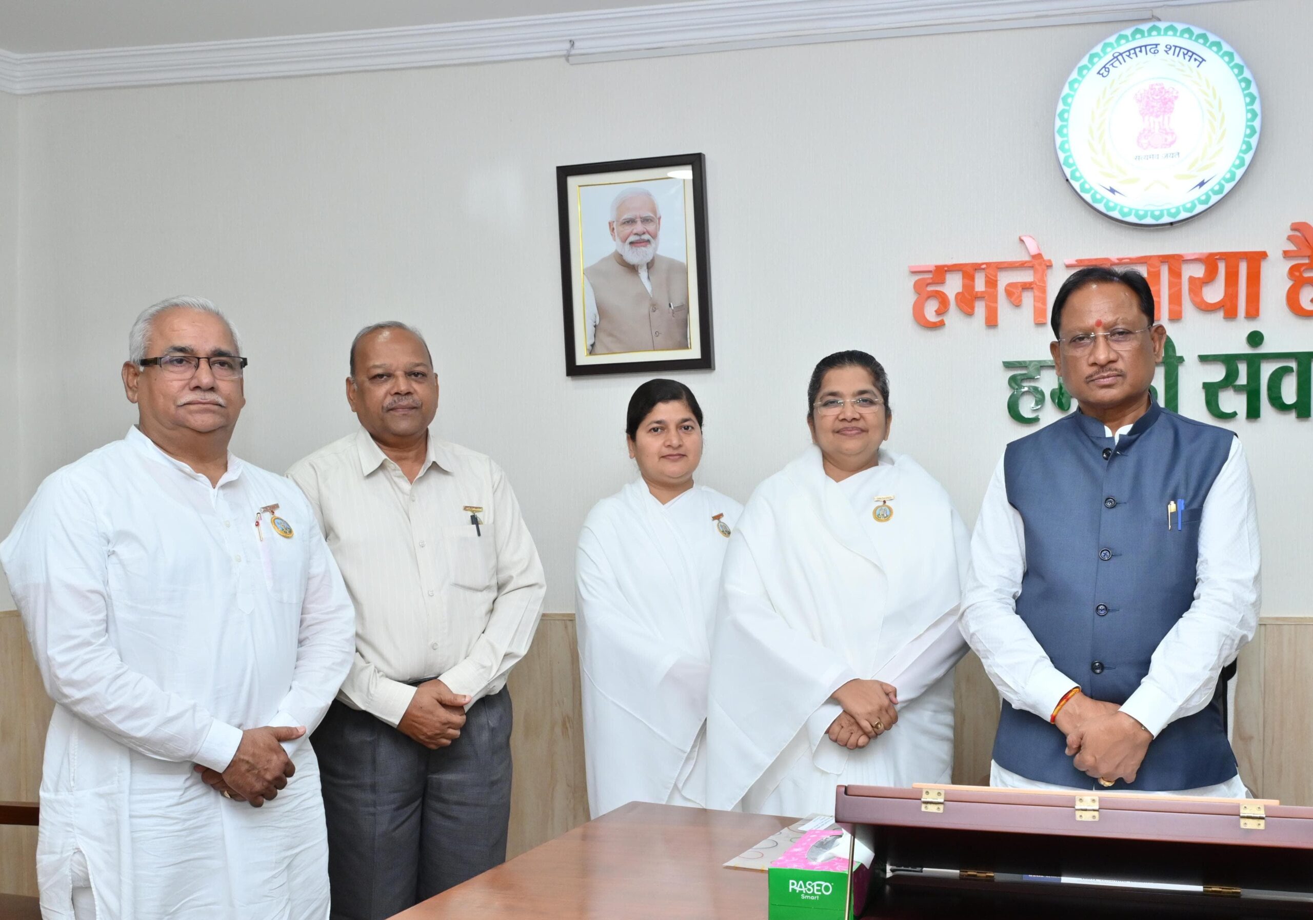 मुख्यमंत्री श्री साय से प्रजापिता ब्रह्माकुमारी ईश्वरीय विश्वविद्यालय के प्रतिनिधि मण्डल की सौजन्य मुलाकात