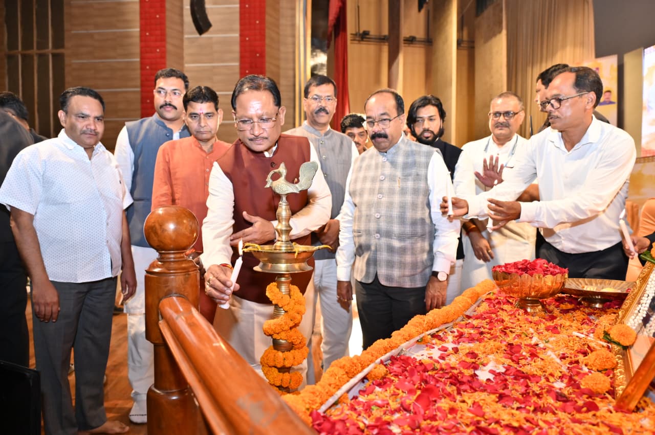 छत्तीसगढ़ की धरती सदा से रही है साहित्य और संस्कृति की धरा : मुख्यमंत्री श्री  साय
