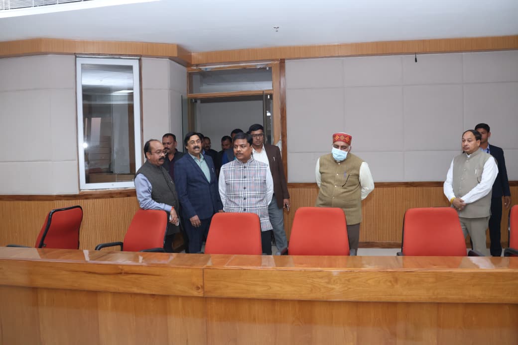 उप मुख्यमंत्री और संसदीय मंत्री ने नया रायपुर स्थित नए विधानसभा भवन का किया निरीक्षण