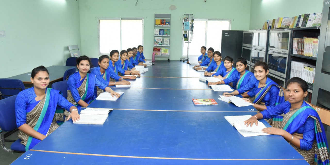 दुर्ग और जगलपुर में 500-500 सीटर विज्ञान एवं वाणिज्य शिक्षण केंद्र स्थापित
