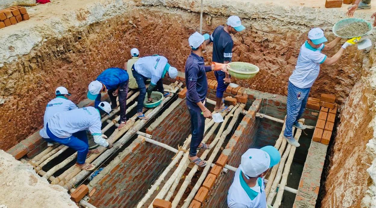 मजदूर से ‘राजमिस्त्री’ का सफर