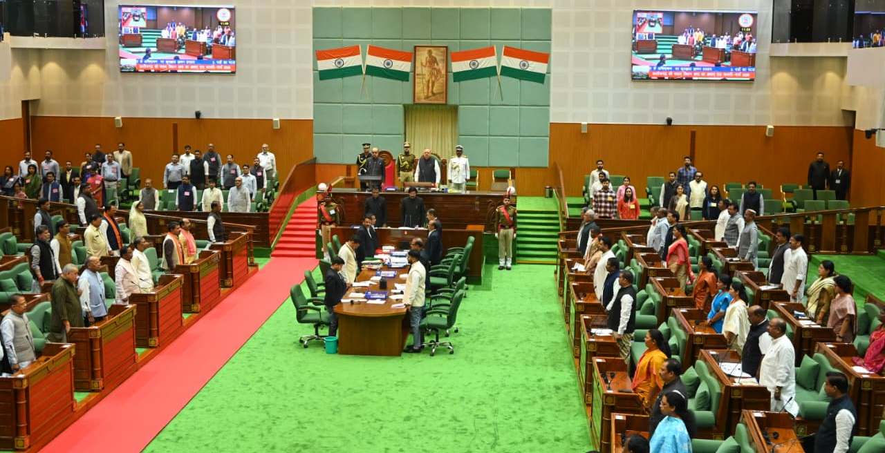 राज्यपाल श्री डेका ने