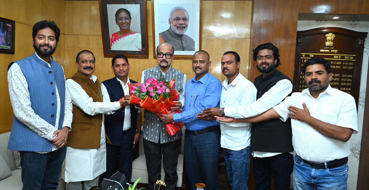 राज्यपाल श्री डेका