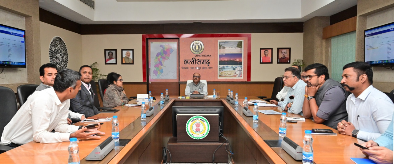 मुख्य सचिव ने