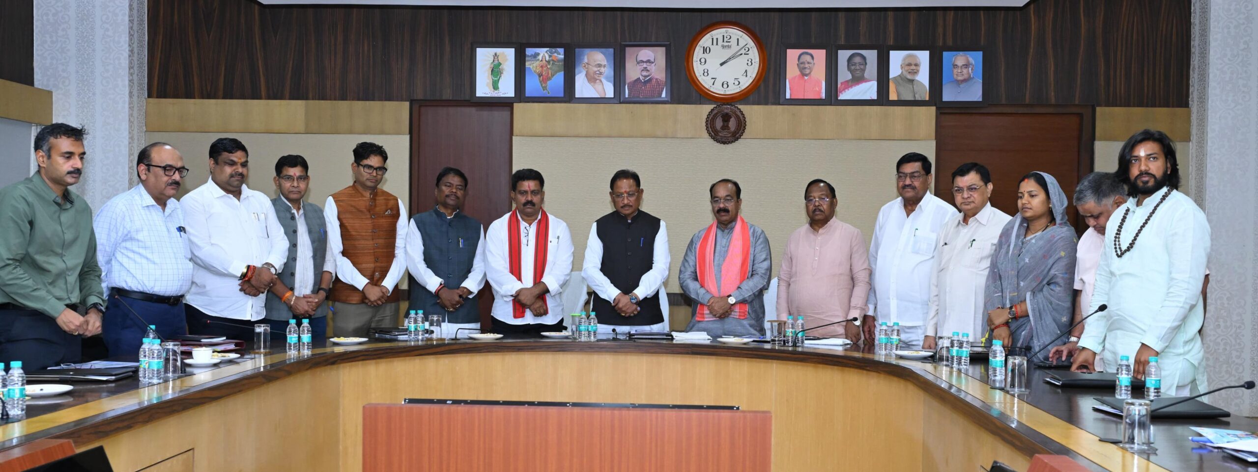 अब सेवाएं नागरिकों के हाथ में: ‘सेवा सेतु’ से घर बैठे मिलेगी 441 सरकारी सुविधाएं