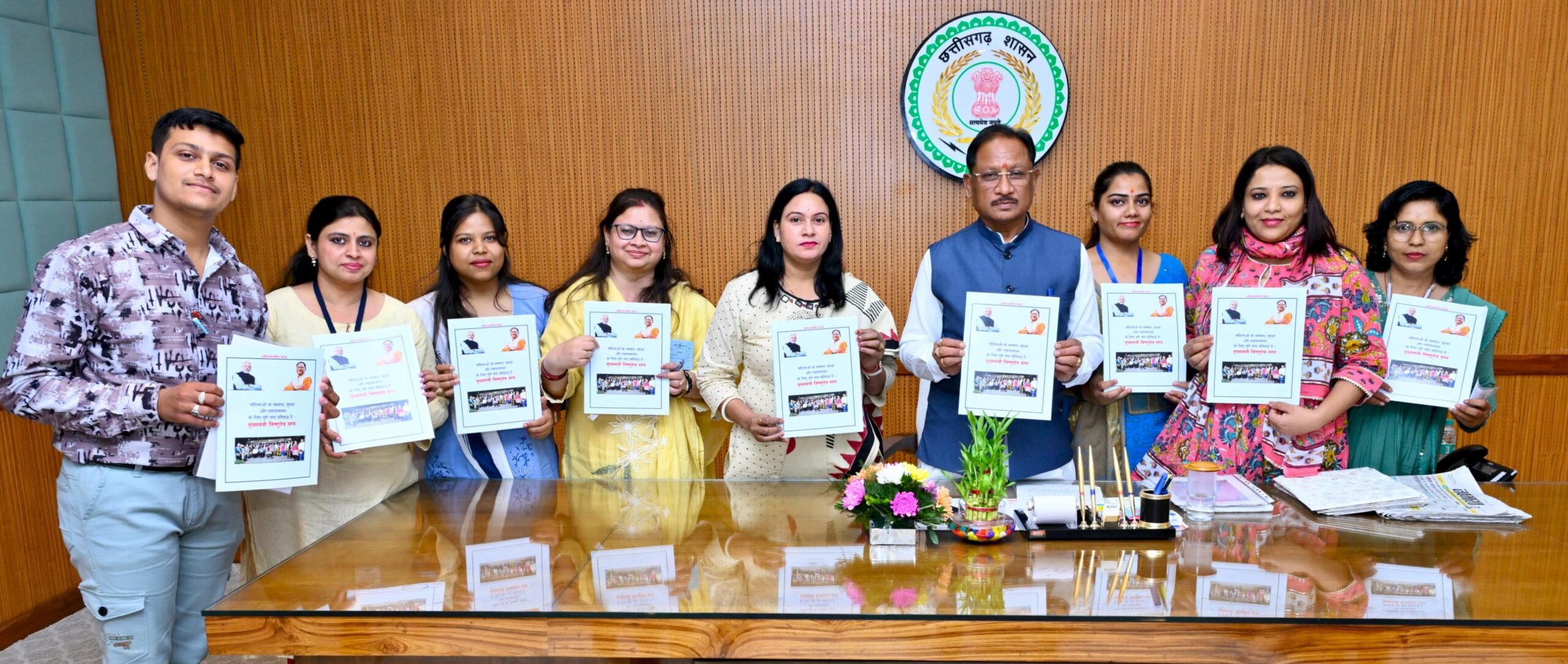 राज्यसभा सांसद श्रीमती लक्ष्मी वर्मा के नेतृत्व में महिला प्रतिनिधिमंडल ने मुख्यमंत्री से भेंट कर जताया आभार