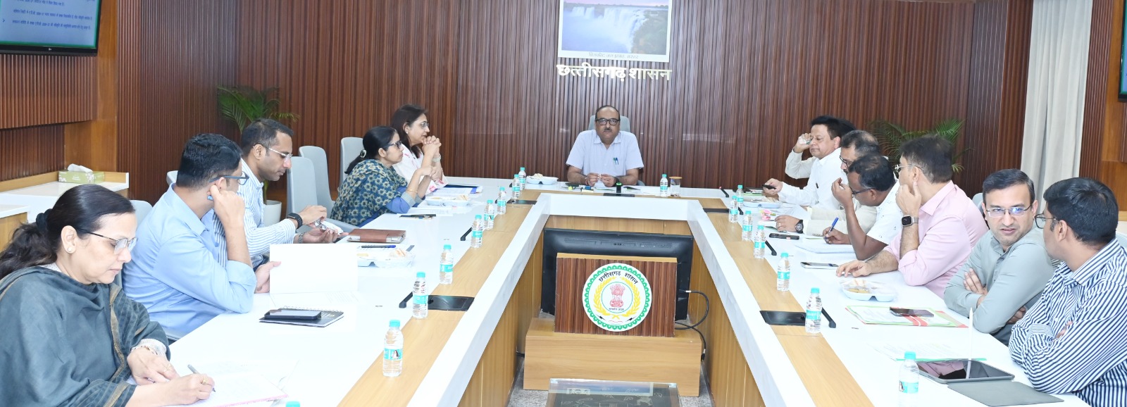 मुख्य सचिव विकासशील की अध्यक्षता में कैम्पा की समीक्षा बैठक संपन्न