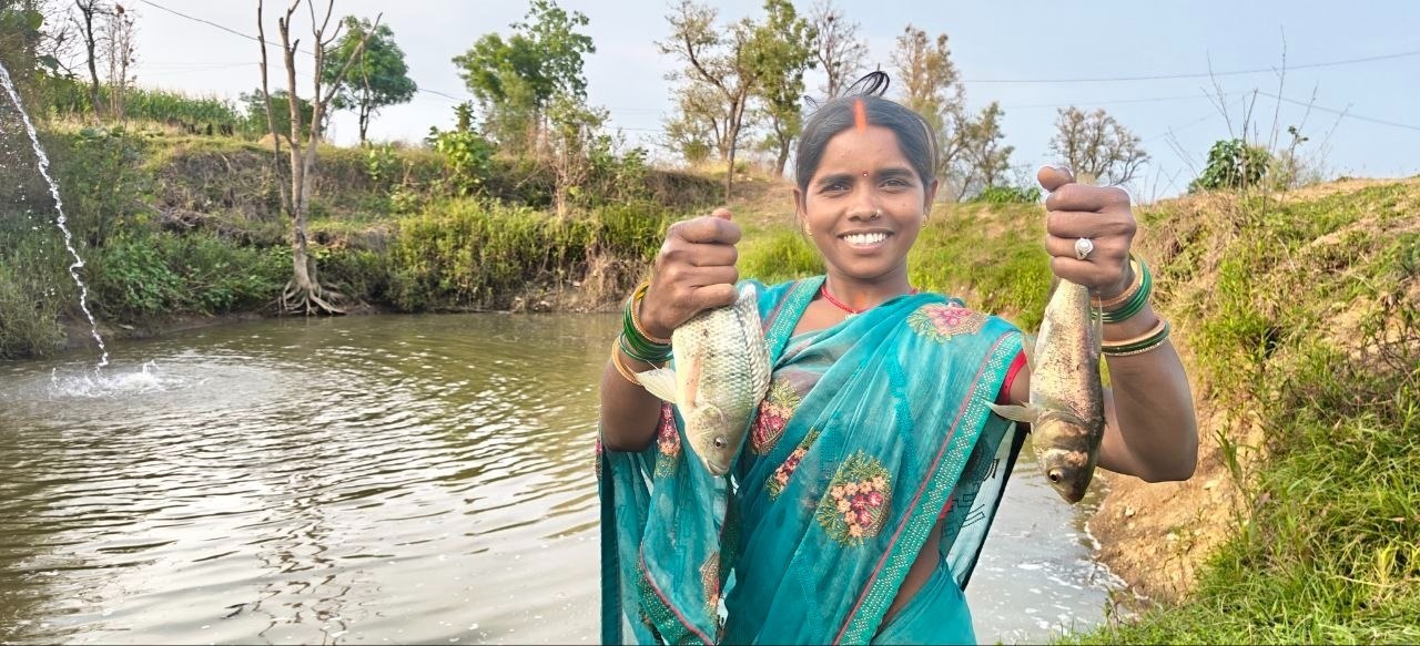 खेती, मछली पालन और लघु व्यवसाय कर बनीं लखपति दीदी उमा