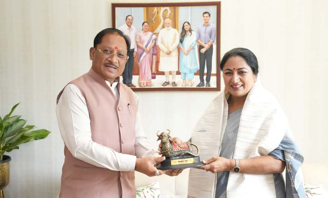 नई दिल्ली में मुख्यमंत्री विष्णु देव साय ने दिल्ली की मुख्यमंत्री रेखा गुप्ता से की सौजन्य भेंट