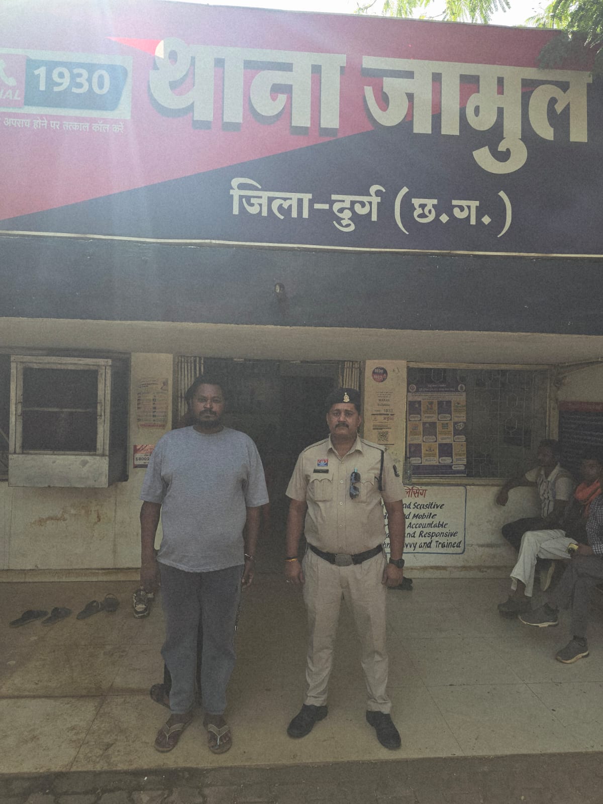 नहर पार खेरधा रोड जामुल में अवैध रूप से शराब बिक्री करते आरोपी गिरफ्तार