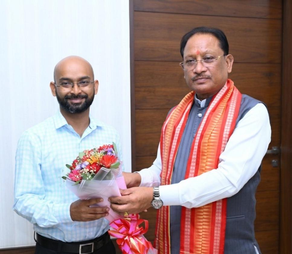 वनांचल के बेटे ने बढ़ाया प्रदेश का मान, आईएफएस बनकर रचा नया इतिहास