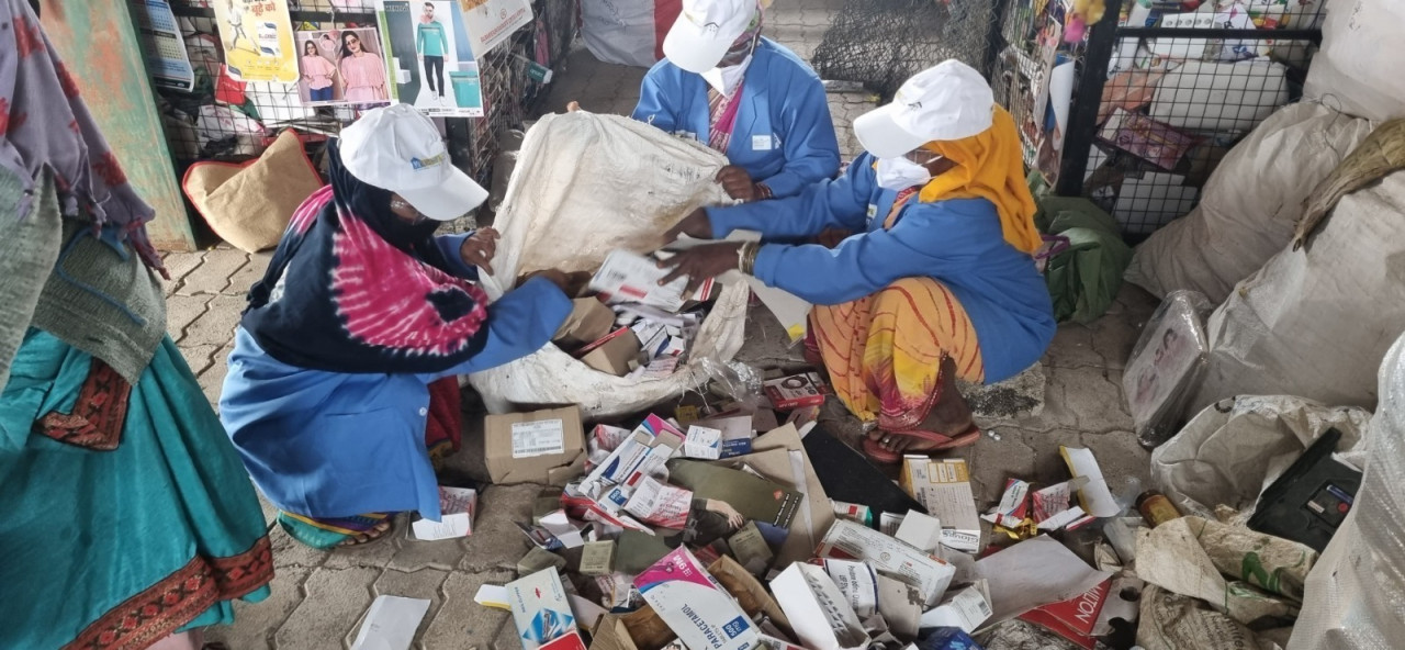 महिलाओं ने प्लास्टिक कचरे को बनाया कमाई का जरिया,स्वच्छता के साथ आत्मनिर्भरता की मिसाल, 2730 किलो प्लास्टिक बेचकर अर्जित किए 46 हजार रुपए से अधिक