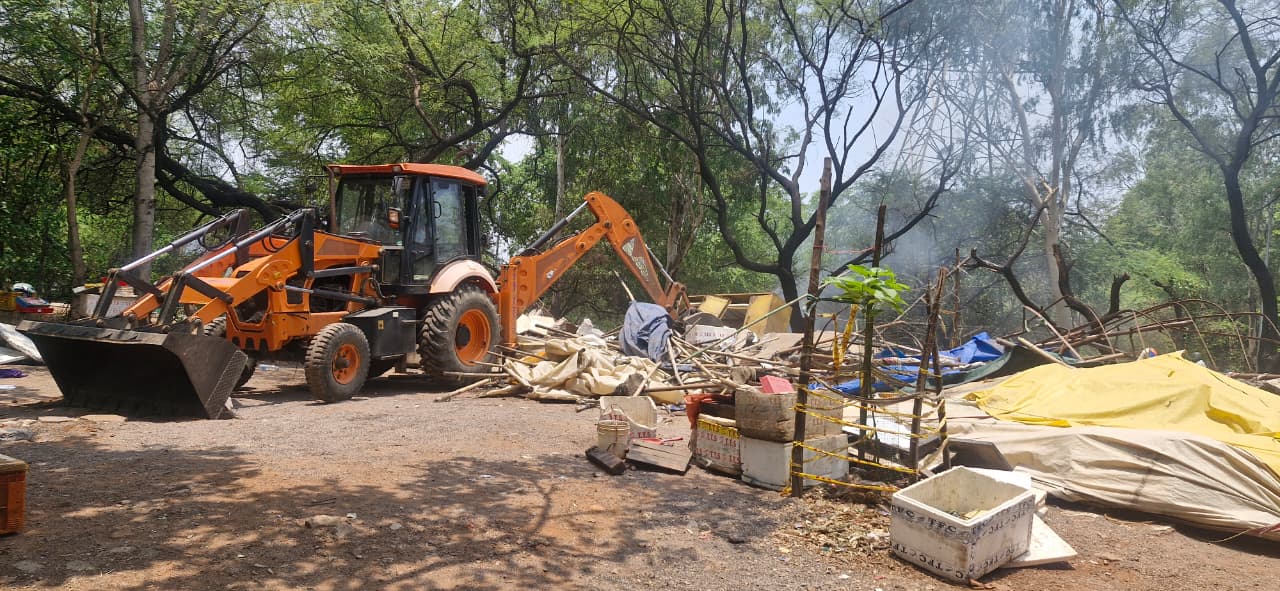 हनोदा माइनर नहर क्षेत्र में अतिक्रमण हटाने की बड़ी कार्रवाई