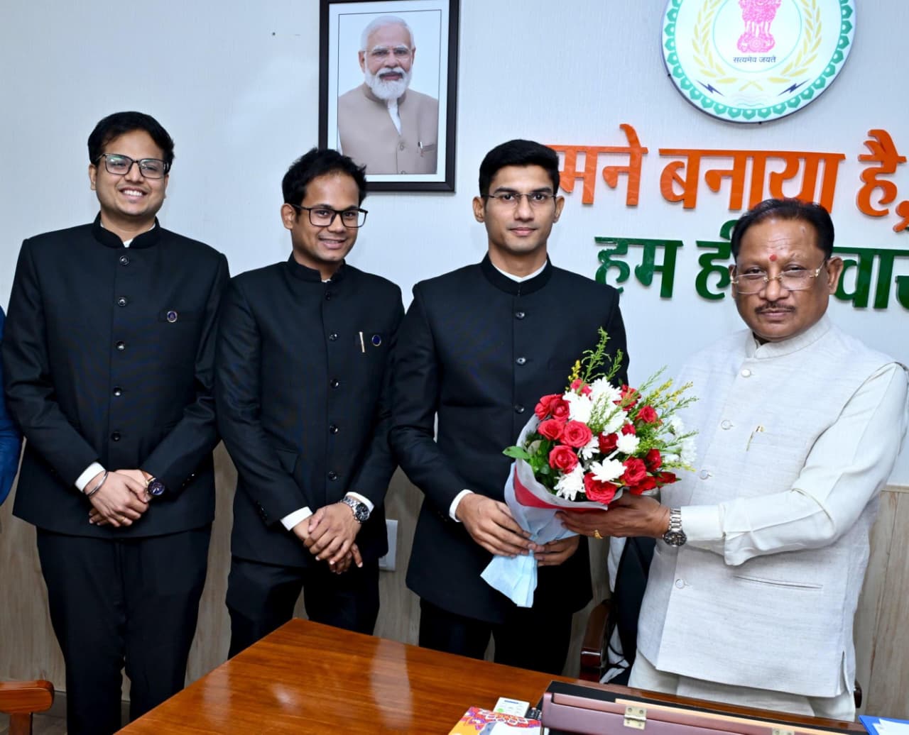 बस्तर से सरगुजा तक के अनुभव साझा कर प्रशिक्षु अधिकारियों ने बताया छत्तीसगढ़ को अद्भुत प्रदेश