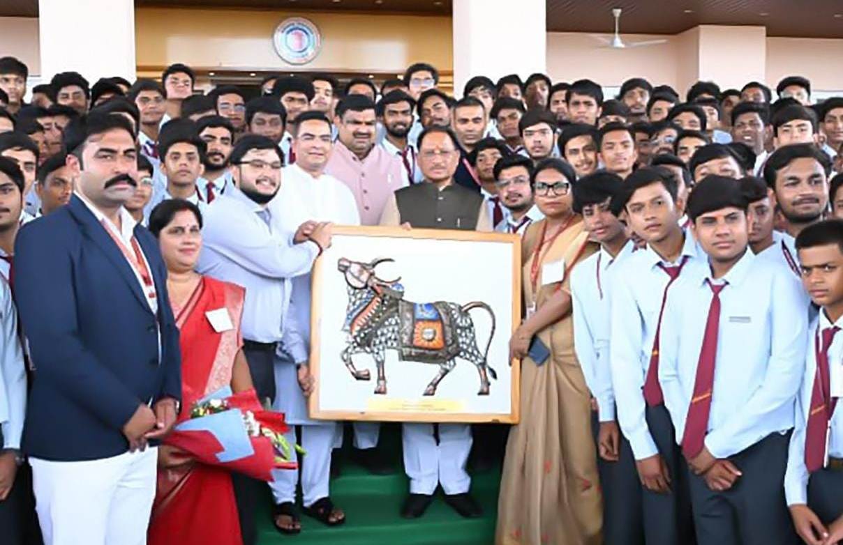 लोकतंत्र की पाठशाला बना विधानसभा परिसर: शकुंतला विद्यालय के विद्यार्थियों ने सदन की कार्यवाही का किया अवलोकन