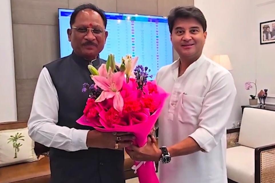 छत्तीसगढ़ के दूरस्थ क्षेत्रों को मिलेगी मजबूत डिजिटल पहचान, 2,305 नए मोबाइल टावरों के लिए मुख्यमंत्री ने केंद्र से मांगी मंजूरी