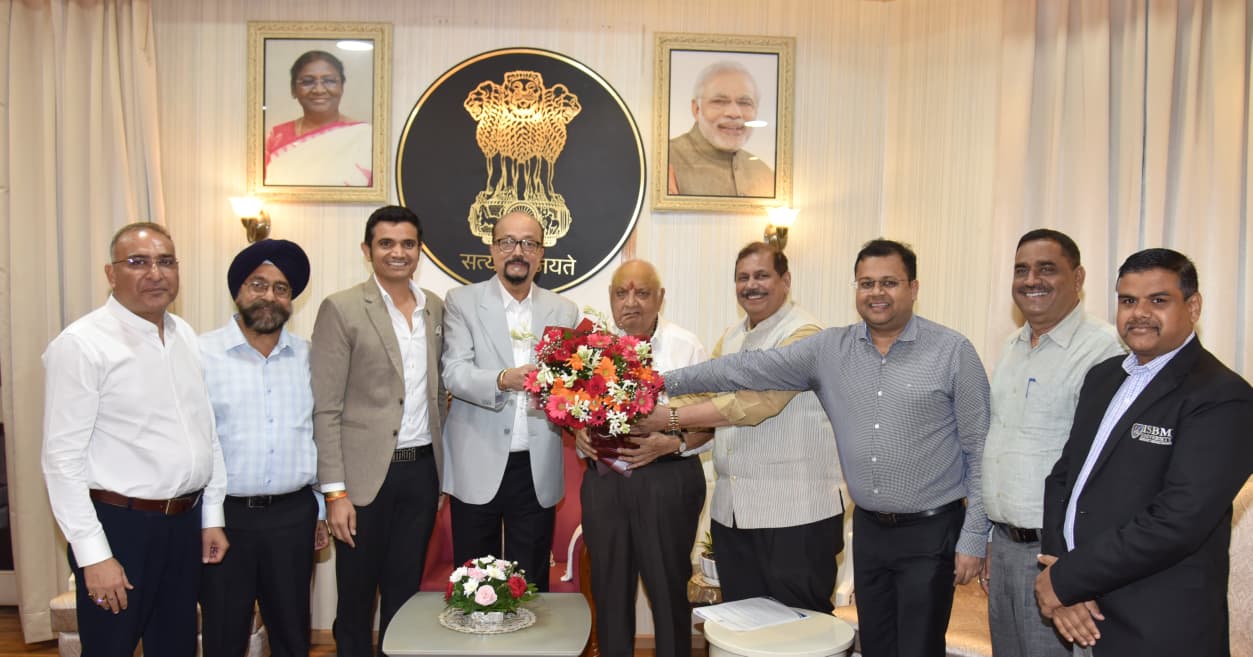 राज्यपाल श्री डेका से निजी विश्वविद्यालयों के पदाधिकारियों ने की भेंट