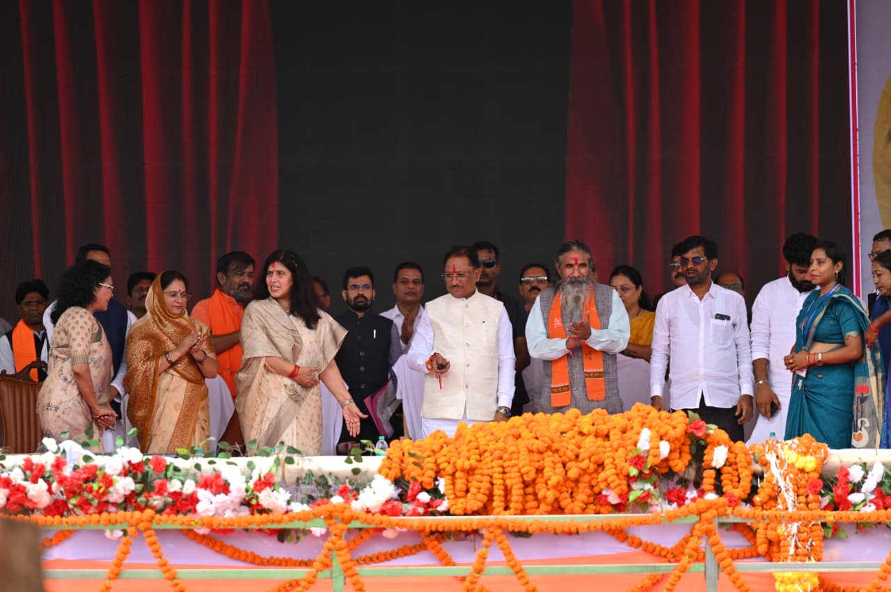 प्रदेश की 67 लाख से अधिक महतारियों के खातों में पहुंची महतारी वंदन योजना की 31वीं किस्त, ₹631 करोड़ से अधिक की राशि अंतरित