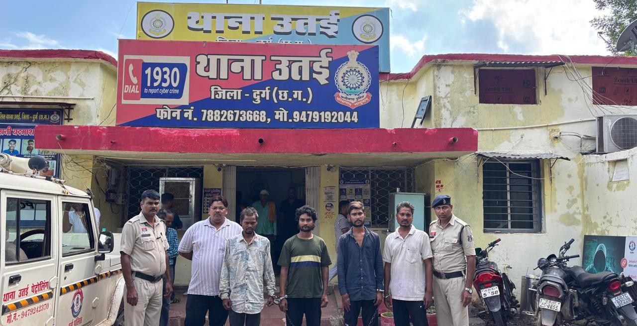 हाईटेंशन टावर के पार्ट्स चोरी के मामले का सफल खुलासा 05 आरोपियों को गिरफ्तार