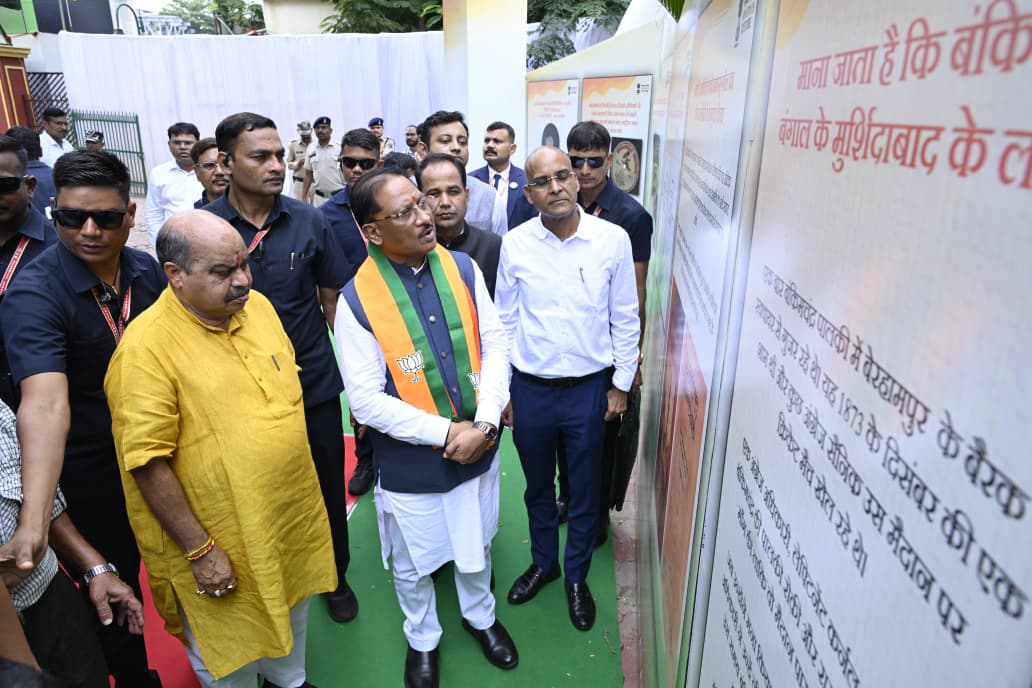 ऐतिहासिक टाउन हॉल और शहीद स्मारक के संरक्षण एवं सौंदर्यीकरण के लिए मुख्यमंत्री ने की 50-50 लाख रुपये देने की घोषणा