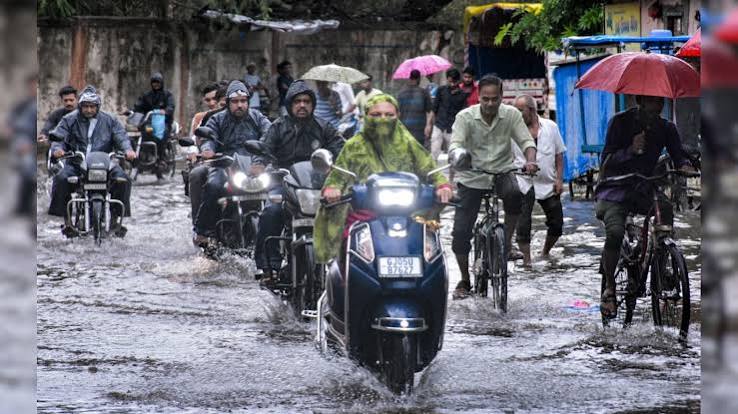 आगामी दिनों में बारिश की संभावना को देखते हुए प्रशासन को पूरी तरह अलर्ट रहने के निर्देश