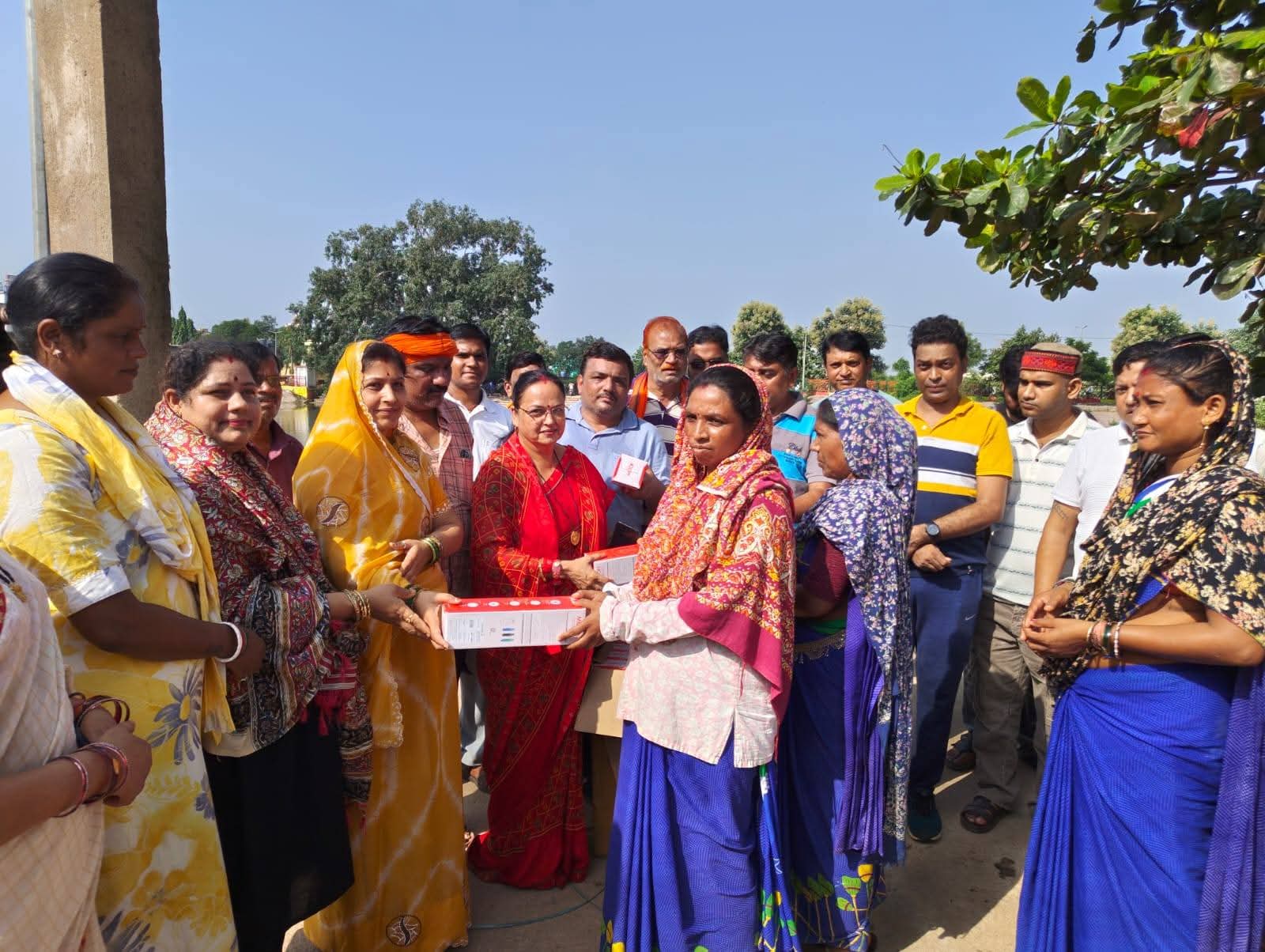 सेवा संकल्प अभियान के तहत जामुल पालिका के स्वच्छता दीदियों का किया सम्मान