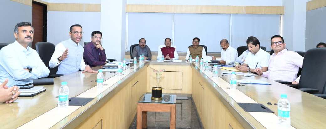 ‘अंजोर विजन 2047’ के अनुरूप टिकाऊ, आधुनिक और भविष्य की आवश्यकताओं के अनुकूल विकसित होगी प्रदेश की अधोसंरचना